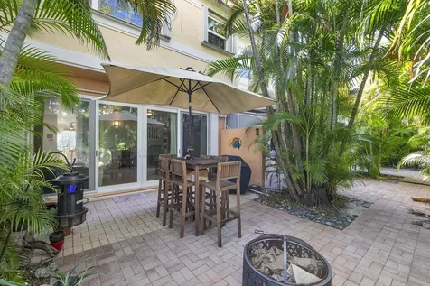 1950 NE 7th Street Deerfield Beach FL 33441