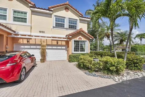 1950 NE 7th Street Deerfield Beach FL 33441