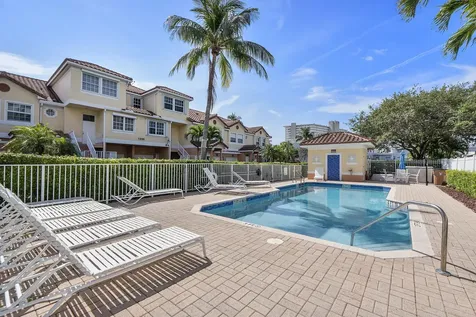 1950 NE 7th Street Deerfield Beach FL 33441