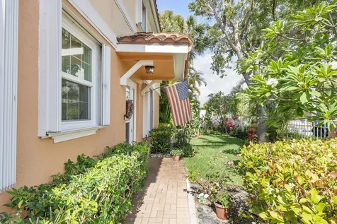 1950 NE 7th Street Deerfield Beach FL 33441