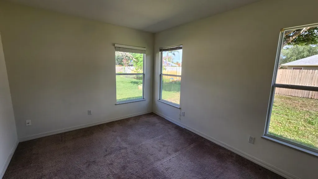 474 SW Namoit Place Port St Lucie FL 34953