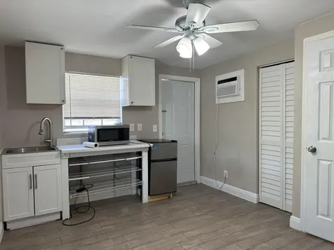 8070 E Rose Marie Avenue Avenue E Boynton Beach FL 33472
