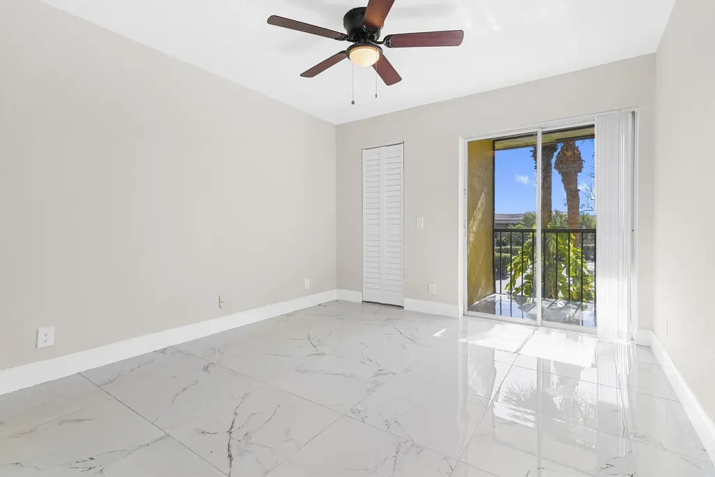 712 Meadows Circle Boynton Beach FL 33436