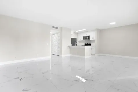 712 Meadows Circle Boynton Beach FL 33436
