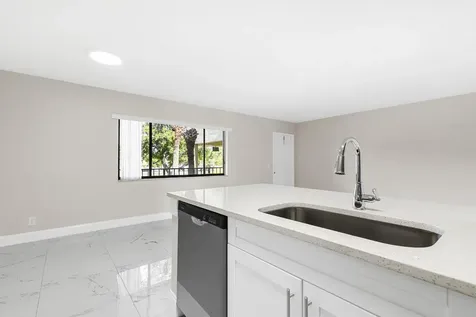 712 Meadows Circle Boynton Beach FL 33436