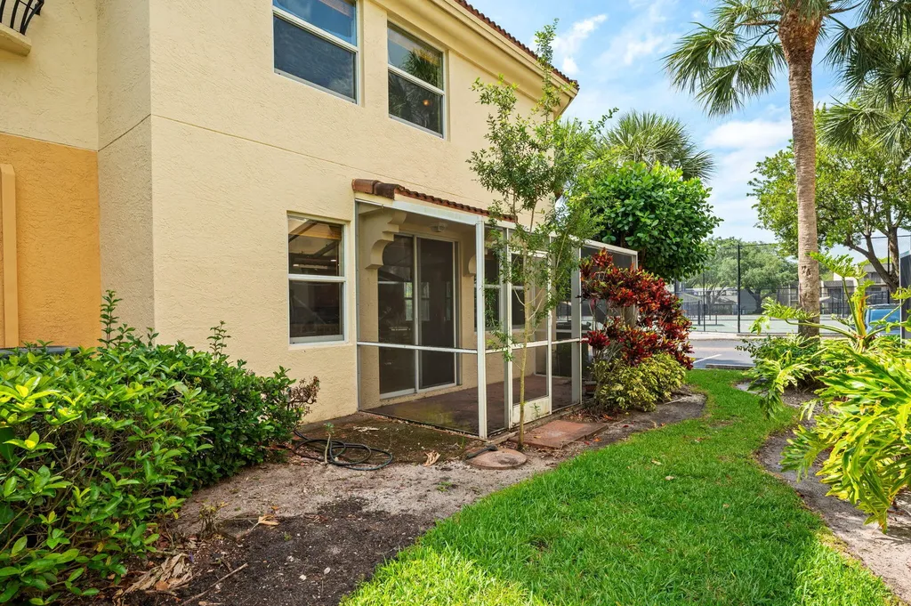 2978 Deer Creek Country Club Boulevard Deerfield Beach FL 33442