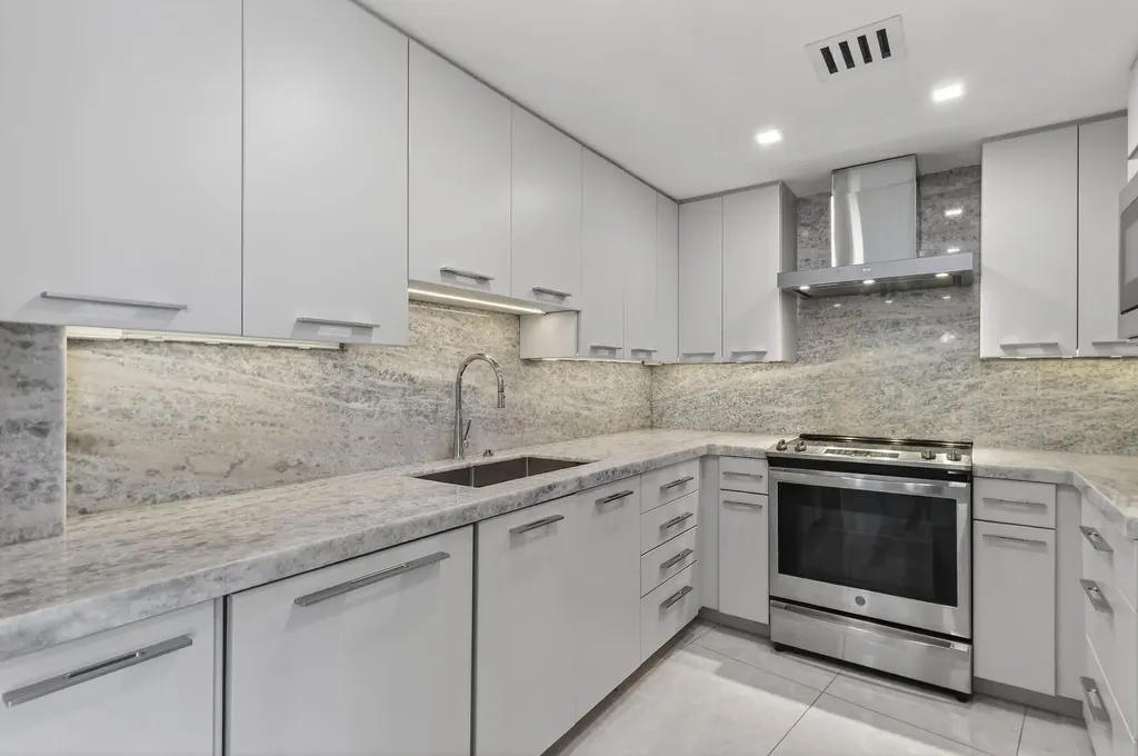 2774 S Ocean Boulevard Palm Beach FL 33480