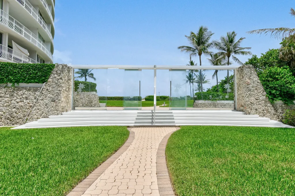 2774 S Ocean Boulevard Palm Beach FL 33480