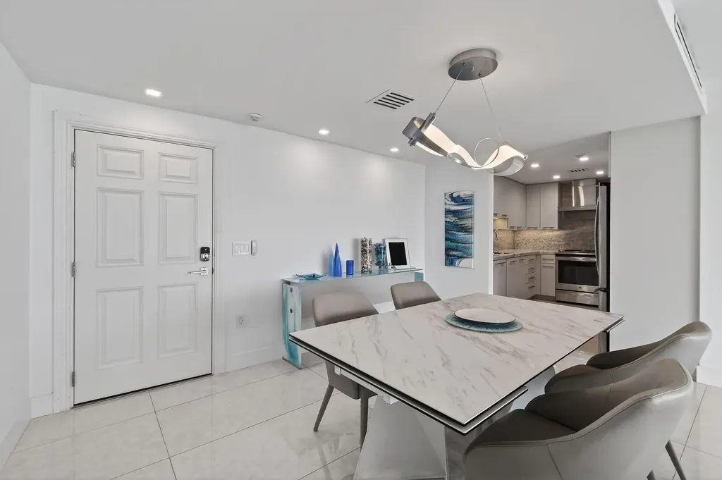 2774 S Ocean Boulevard Palm Beach FL 33480
