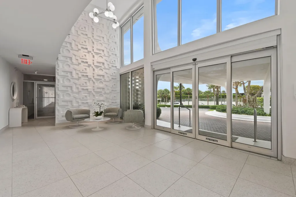 2774 S Ocean Boulevard Palm Beach FL 33480