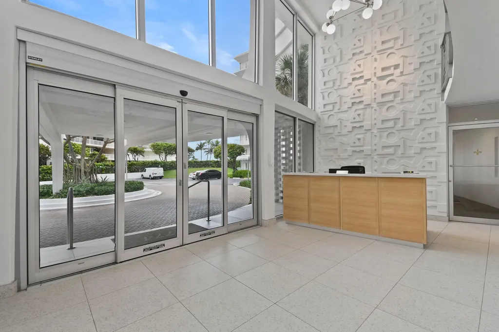 2774 S Ocean Boulevard Palm Beach FL 33480