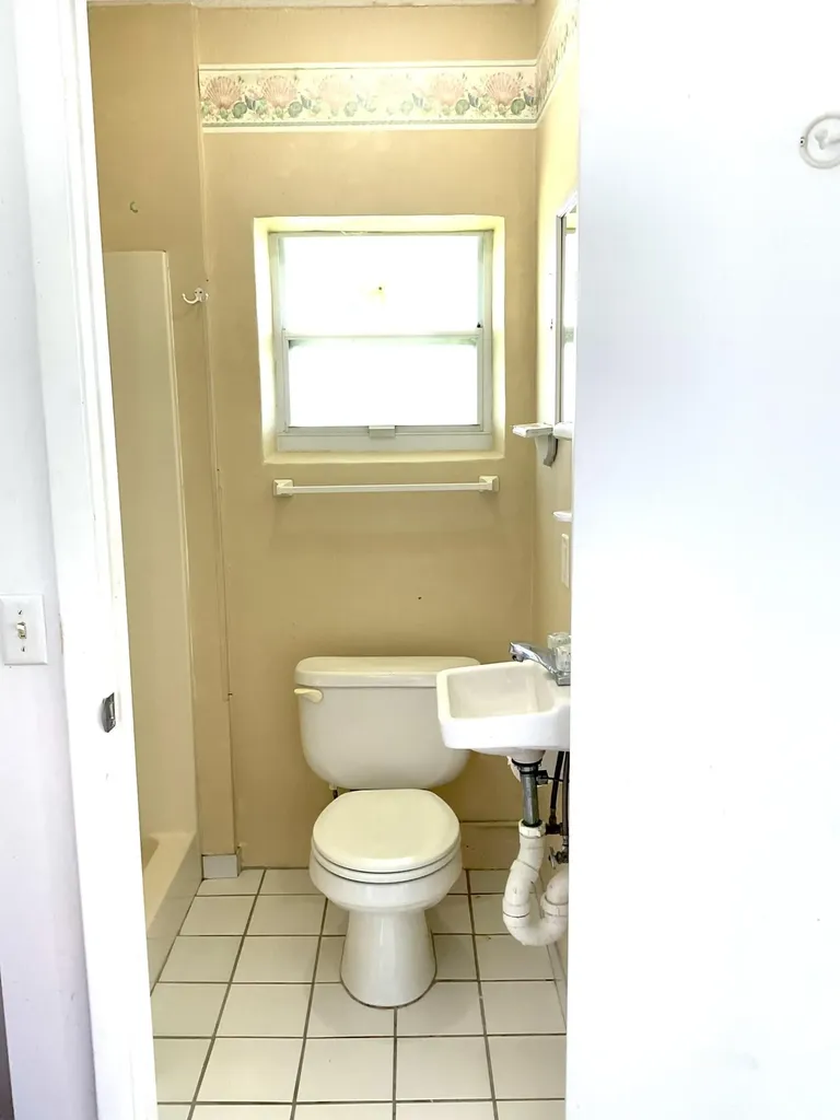 119 SW 10th Court Boynton Beach FL 33426