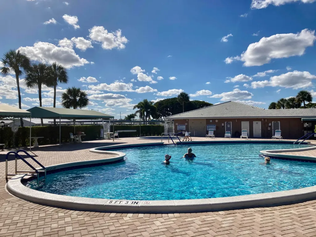119 SW 10th Court Boynton Beach FL 33426