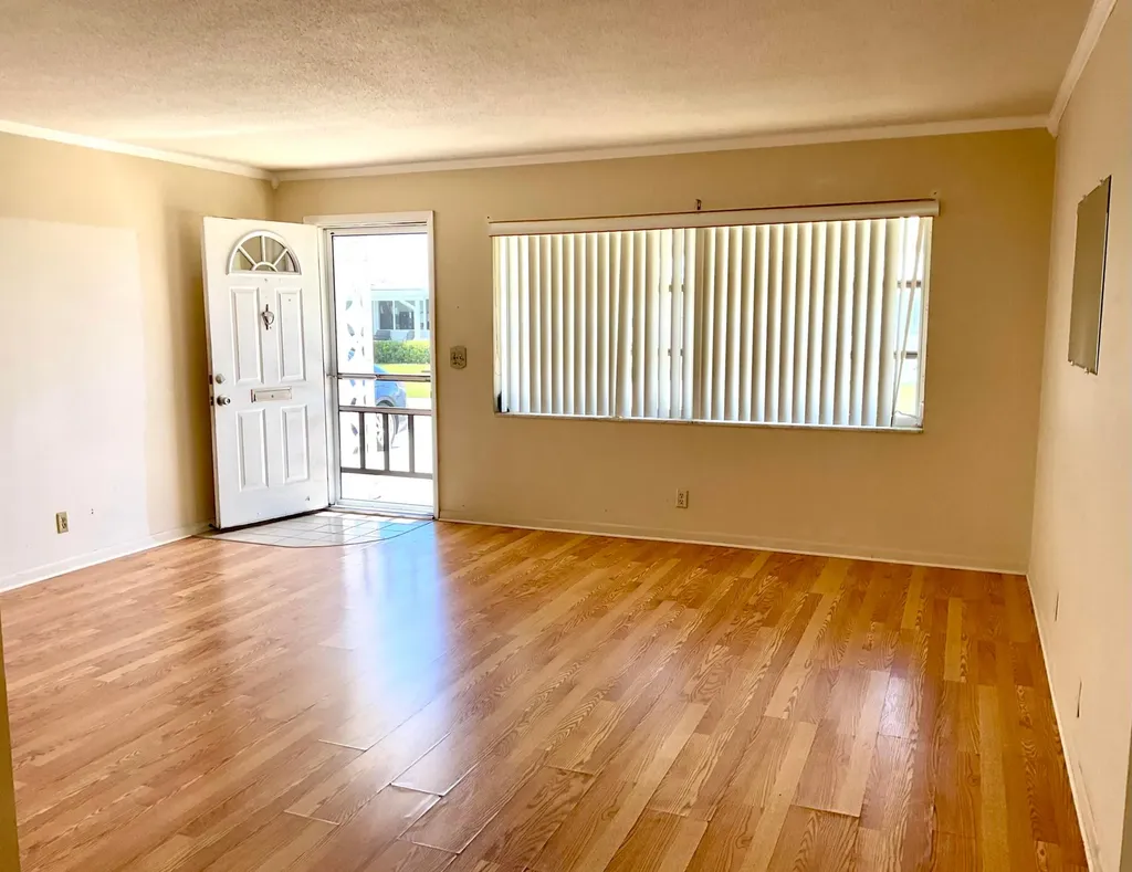 119 SW 10th Court Boynton Beach FL 33426