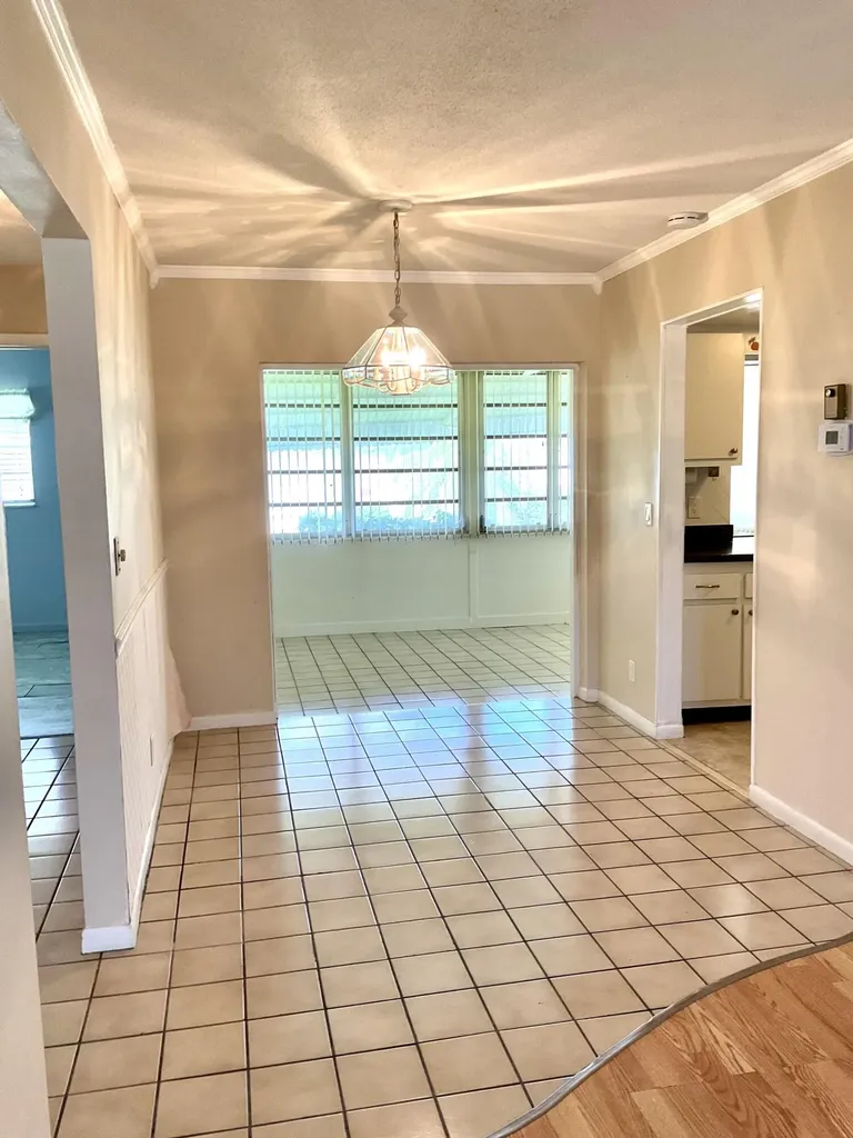 119 SW 10th Court Boynton Beach FL 33426