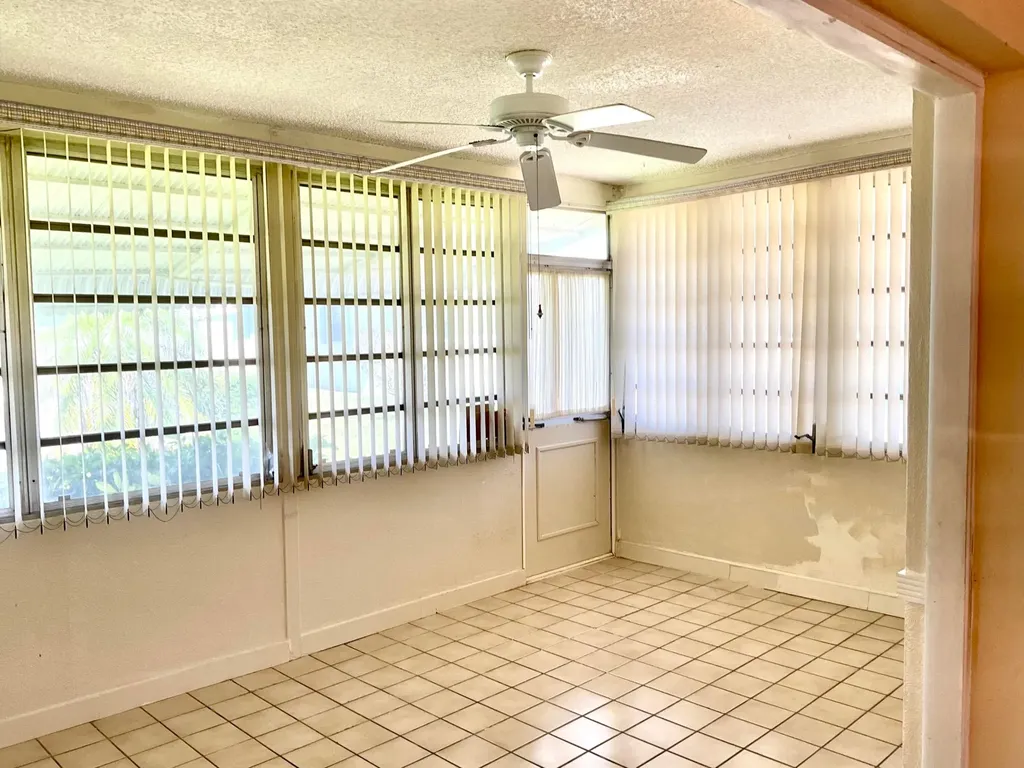 119 SW 10th Court Boynton Beach FL 33426