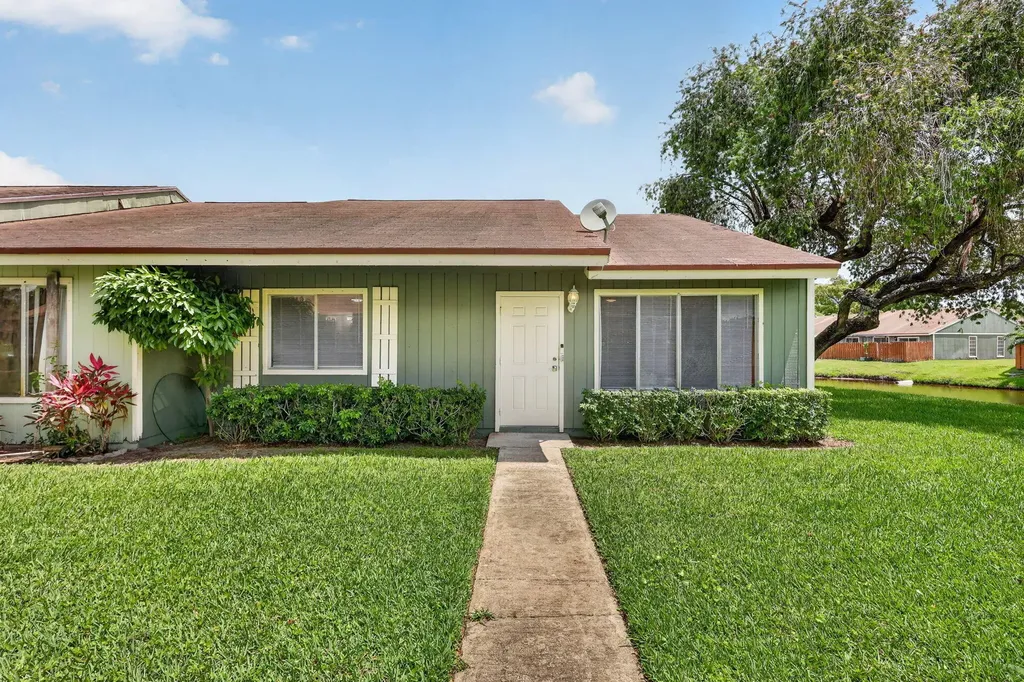 4851 Orleans Court West Palm Beach FL 33415