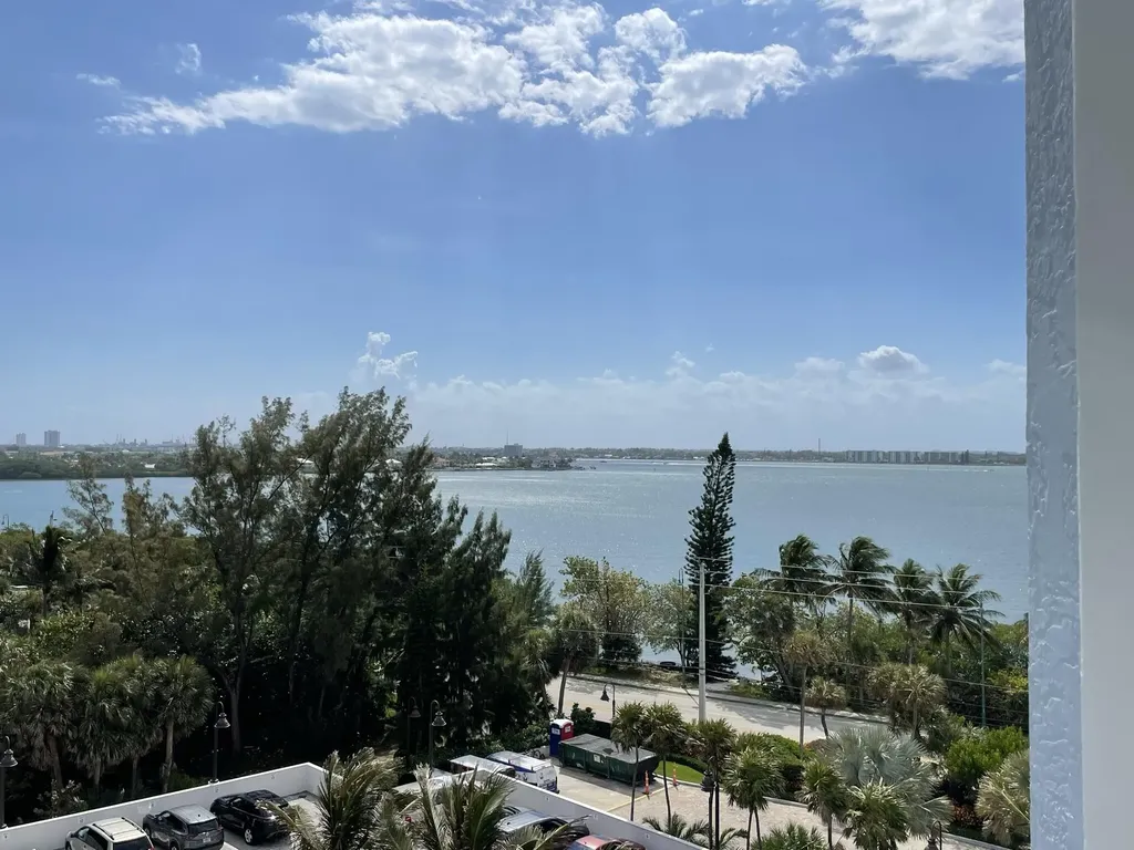 5200 N Ocean Drive Singer Island FL 33404