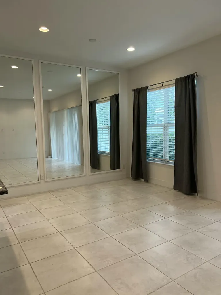 4928 Pointe Midtown Way Palm Beach Gardens FL 33418