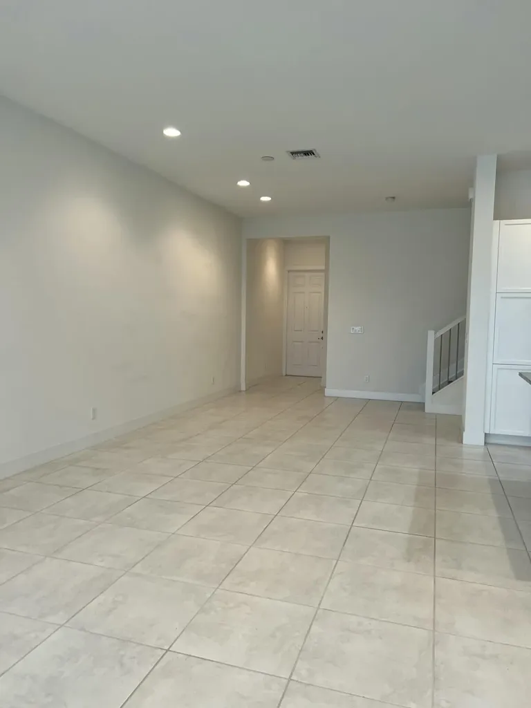 4928 Pointe Midtown Way Palm Beach Gardens FL 33418