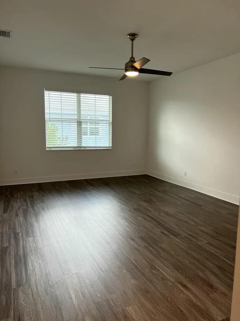 4928 Pointe Midtown Way Palm Beach Gardens FL 33418