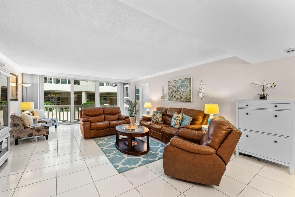 3570 S Ocean Boulevard S South Palm Beach FL 33480