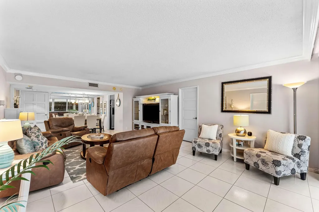 3570 S Ocean Boulevard S South Palm Beach FL 33480