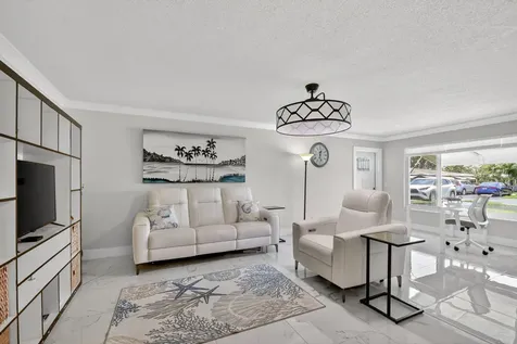 155 South Boulevard Boynton Beach FL 33435