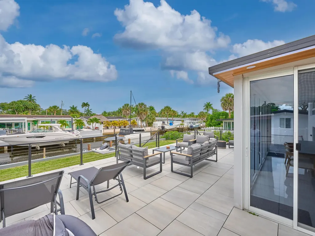2426 Key Largo Lane Fort Lauderdale FL 33312