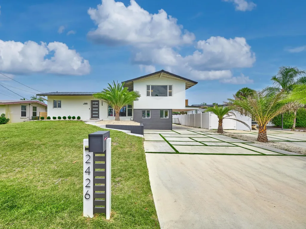 2426 Key Largo Lane Fort Lauderdale FL 33312