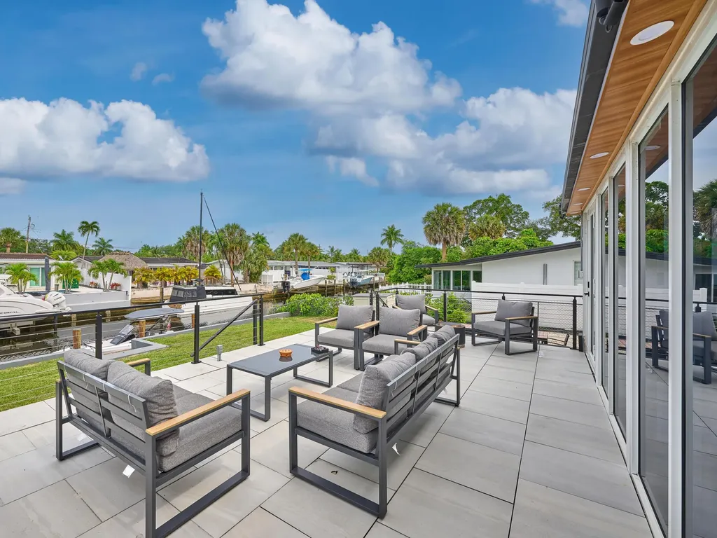 2426 Key Largo Lane Fort Lauderdale FL 33312
