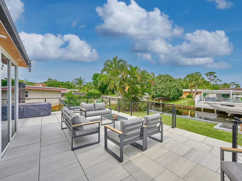 2426 Key Largo Lane Fort Lauderdale FL 33312
