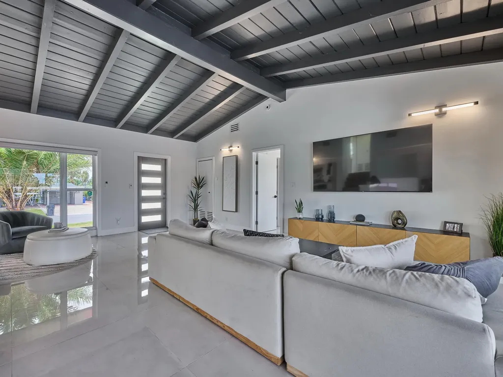 2426 Key Largo Lane Fort Lauderdale FL 33312