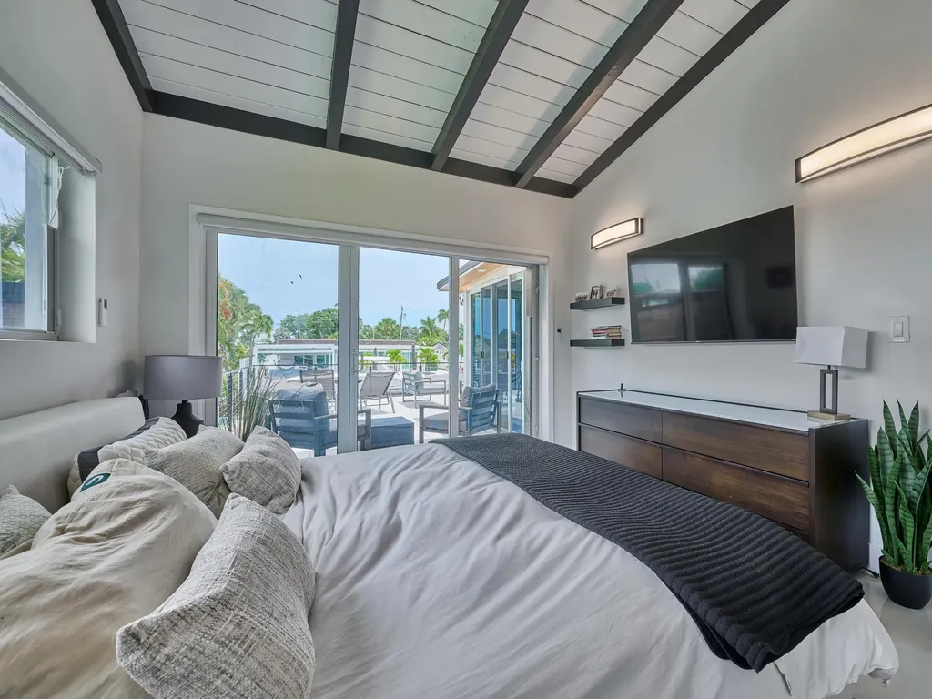 2426 Key Largo Lane Fort Lauderdale FL 33312