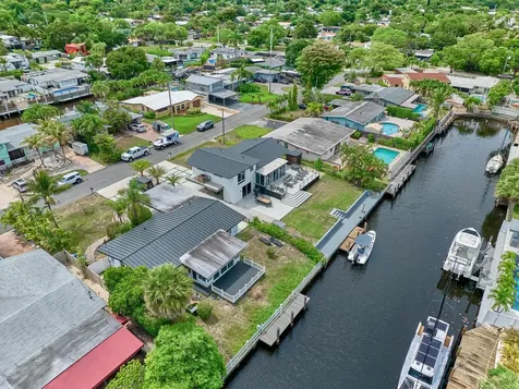 2426 Key Largo Lane Fort Lauderdale FL 33312