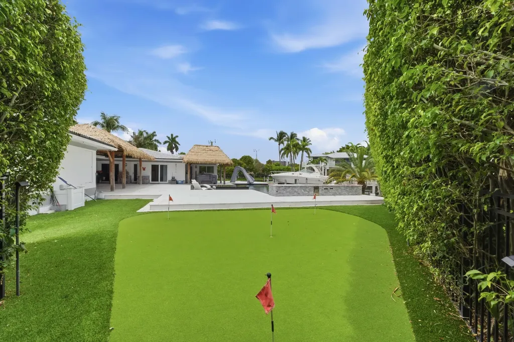 5900 Bayview Drive Fort Lauderdale FL 33308