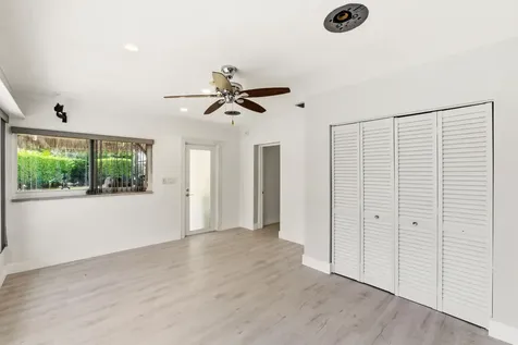5900 Bayview Drive Fort Lauderdale FL 33308