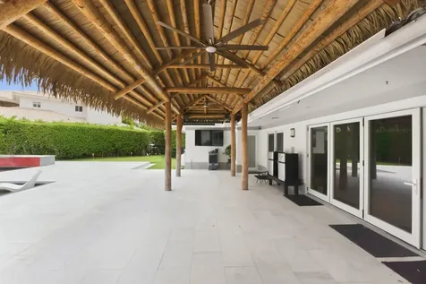 5900 Bayview Drive Fort Lauderdale FL 33308