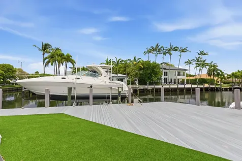 5900 Bayview Drive Fort Lauderdale FL 33308