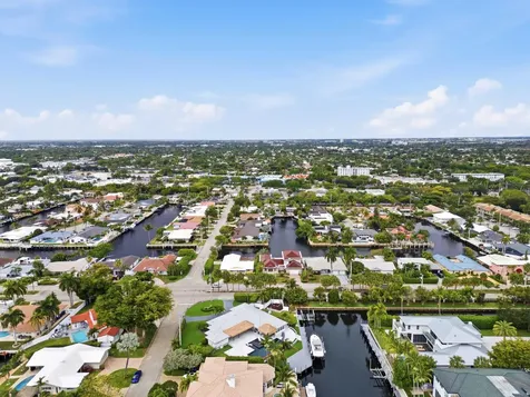5900 Bayview Drive Fort Lauderdale FL 33308