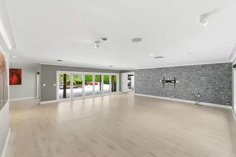 5900 Bayview Drive Fort Lauderdale FL 33308