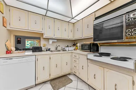 2615 NE 3rd Court Boynton Beach FL 33435