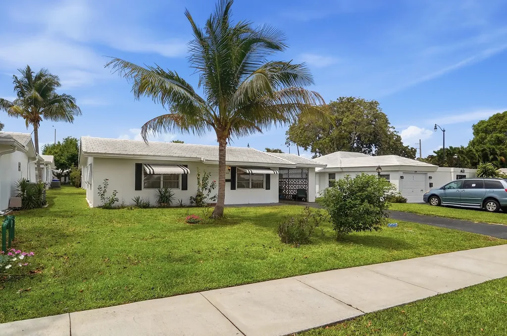 220 Leisure Boulevard Pompano Beach FL 33064