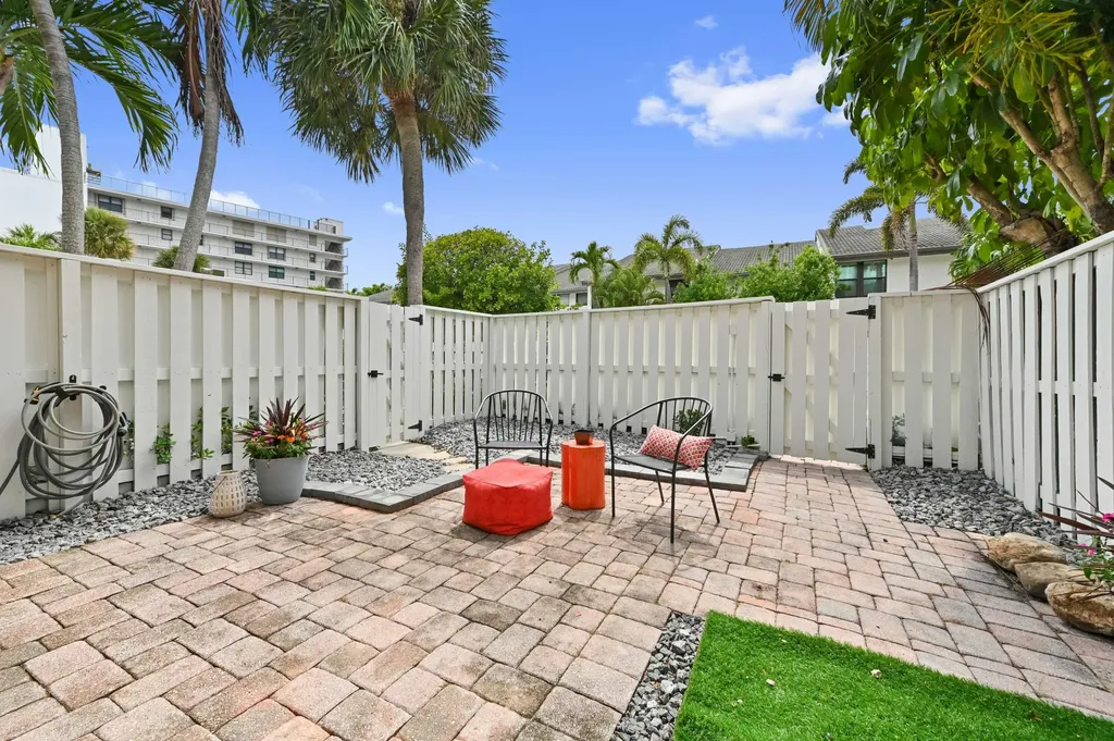 3543 S Ocean Boulevard South Palm Beach FL 33480