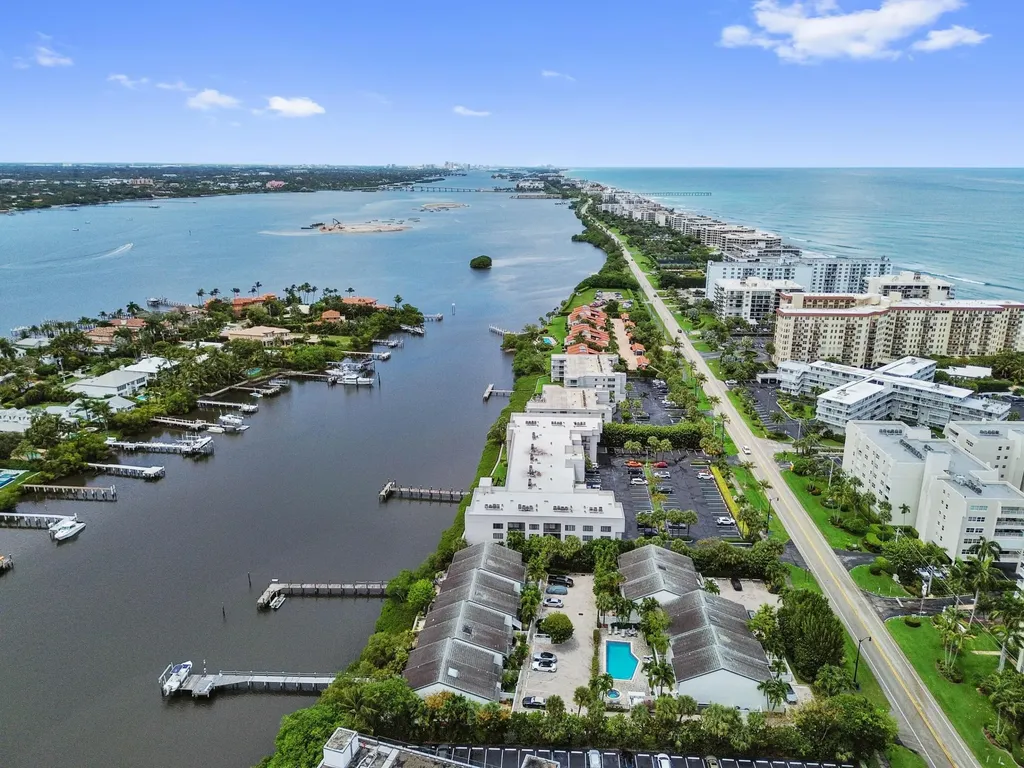3543 S Ocean Boulevard South Palm Beach FL 33480
