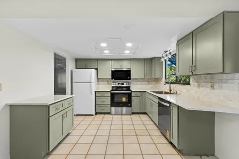 975 4th Lane Vero Beach FL 32962