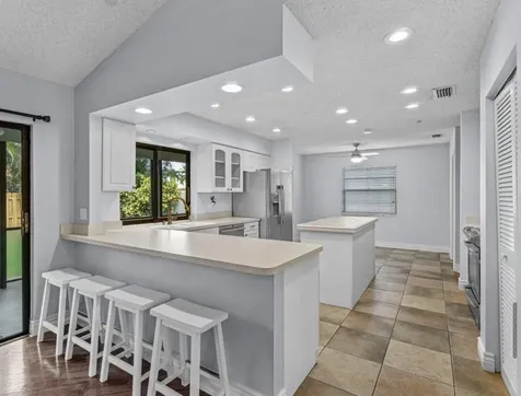 6875 Calle Del Paz S Boca Raton FL 33433