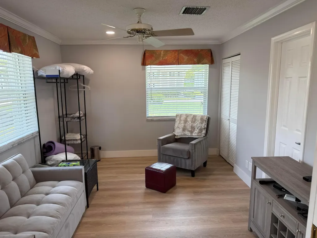 2521 Pansey Lane Delray Beach FL 33445