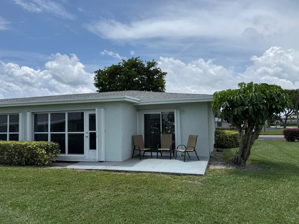 2521 Pansey Lane Delray Beach FL 33445