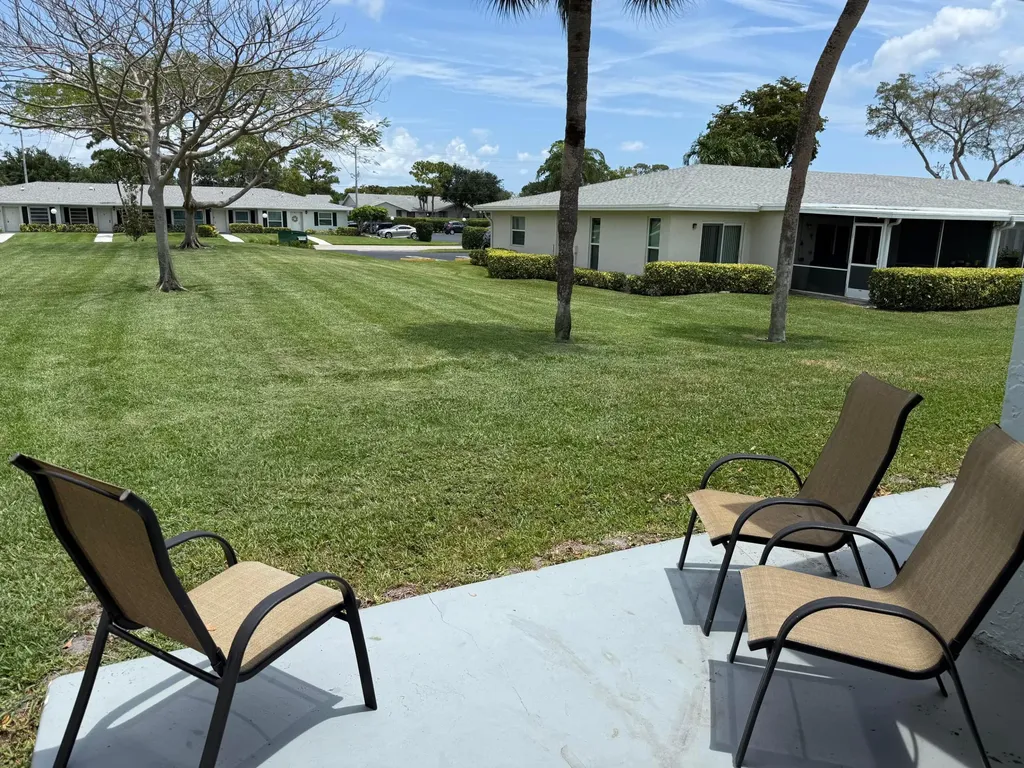 2521 Pansey Lane Delray Beach FL 33445